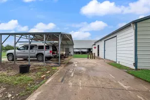 834 Rock Creek Ln, Red Oak, TX 75154 - Photo 38