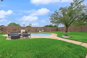 834 Rock Creek Ln, Red Oak, TX 75154 - Photo 30