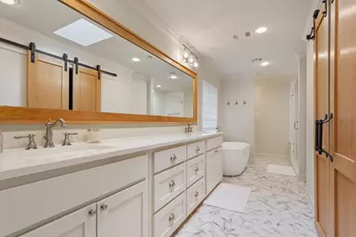 402 Shadow Mountain Drive, Woodway, TX 76712 - Photo 22
