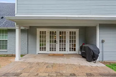 402 Shadow Mountain Drive, Woodway, TX 76712 - Photo 32