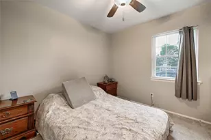 531 Himes Dr, Euless, TX 76039 - Photo 20