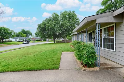 531 Himes Drive, Euless, TX 76039 - Photo 4