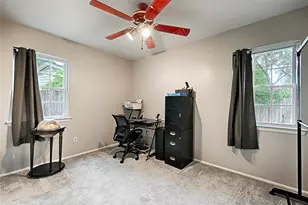 531 Himes Dr, Euless, TX 76039 - Photo 16