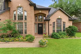 803 Woodside Ct, Highland Village, TX 75077 - Photo 2