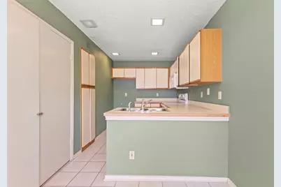 563 Ranch Trail #217, Irving, TX 75063 - Photo 6