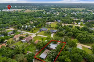 316 Hickorywood St, Azle, TX 76020 - Photo 28