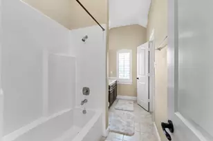 6951 Sea Harbor Dr, Grand Prairie, TX 75054 - Photo 32