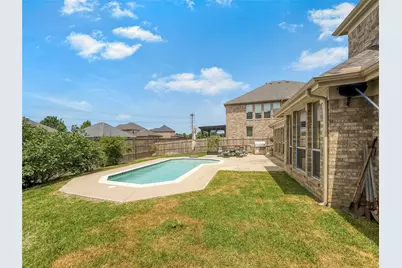 6951 Sea Harbor Drive, Grand Prairie, TX 75054 - Photo 6