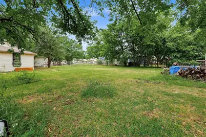 531 E Day Street, Denison, TX 75021 - Photo 24