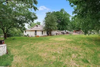 531 E Day Street, Denison, TX 75021 - Photo 22