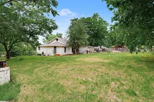 531 E Day St, Denison, TX 75021 - Photo 22