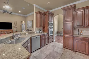 201 Edinburgh, Waco, TX 76712 - Photo 10