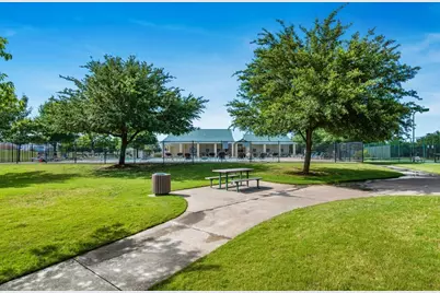 201 Edinburgh, Waco, TX 76712 - Photo 32
