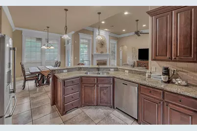 201 Edinburgh, Waco, TX 76712 - Photo 12