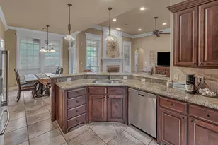 201 Edinburgh, Waco, TX 76712 - Photo 12
