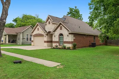 502 Ritchey Street, Gainesville, TX 76240 - Photo 4
