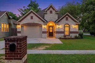 502 Ritchey St, Gainesville, TX 76240 - Photo 1