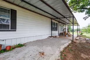 5716 Thousand Oaks Dr, Joshua, TX 76058 - Photo 4