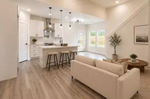 2224 Hercules Dr, Granbury, TX 76048 - Photo 2