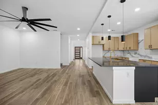1011 S Waverly Dr, Dallas, TX 75208 - Photo 36