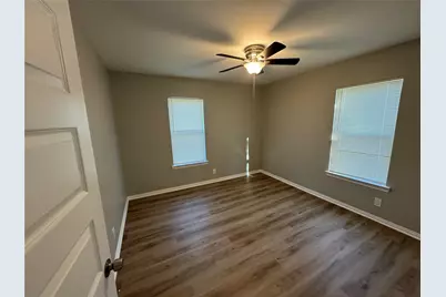 2529 Morgan Drive, Dallas, TX 75241 - Photo 14