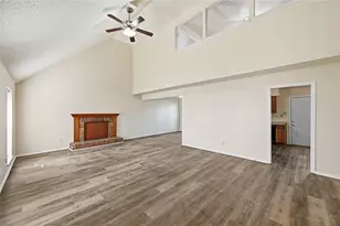911 Wellridge Dr, Arlington, TX 76017 - Photo 2