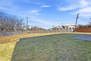 911 Wellridge Dr, Arlington, TX 76017 - Photo 20