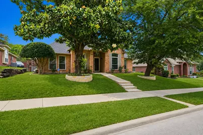 2317 Edinburgh Way, Garland, TX 75040 - Photo 2