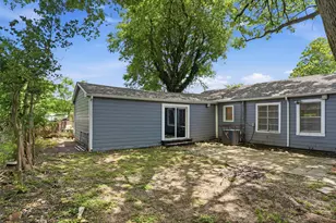 1717 Hemphill Dr, Dallas, TX 75216 - Photo 16