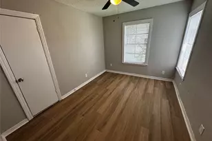 1717 Hemphill Dr, Dallas, TX 75216 - Photo 6
