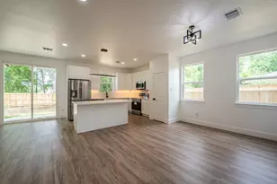 103 Ross Street W, Sulphur Springs, TX 75482 - Photo 4
