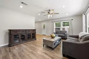 1020 W Ford St, Denison, TX 75020 - Photo 6