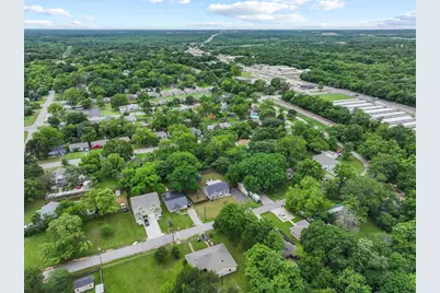 1020 W Ford Street, Denison, TX 75020 - Photo 32