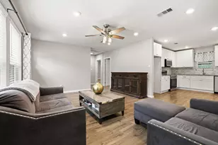 1020 W Ford St, Denison, TX 75020 - Photo 8