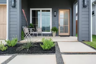 204 N Pine St, Roanoke, TX 76262 - Photo 4