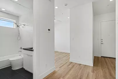 2217 N Fitzhugh Avenue #207, Dallas, TX 75204 - Photo 24