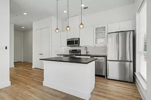 2217 N Fitzhugh Ave, Dallas, TX 75204 - Photo 20