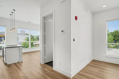 2217 N Fitzhugh Avenue #207, Dallas, TX 75204 - Photo 16