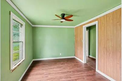 506 Woodard Avenue, Cleburne, TX 76033 - Photo 12