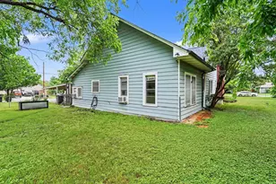506 Woodard Ave, Cleburne, TX 76033 - Photo 28