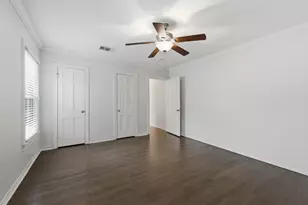 2725 Ryan Pl Dr, Fort Worth, TX 76110 - Photo 24