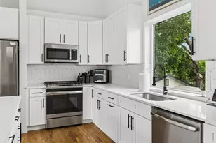 2611 Hondo Ave, Dallas, TX 75219 - Photo 10