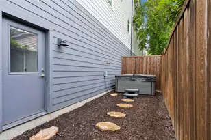 2611 Hondo Ave, Dallas, TX 75219 - Photo 28