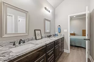 2118 Christine Dr, Granbury, TX 76048 - Photo 22