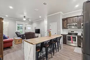 2118 Christine Dr, Granbury, TX 76048 - Photo 12