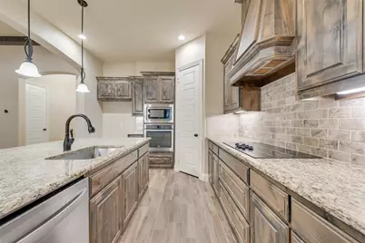 451 Holmes Avenue, Waxahachie, TX 75167 - Photo 12