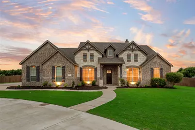 451 Holmes Avenue, Waxahachie, TX 75167 - Photo 2
