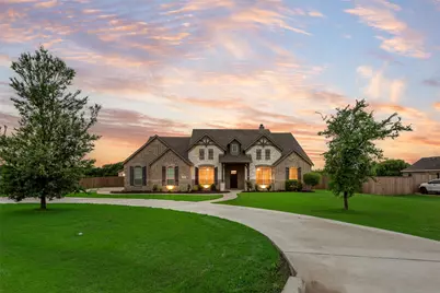 451 Holmes Avenue, Waxahachie, TX 75167 - Photo 6