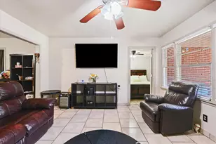 3404 Livingston Ave, Fort Worth, TX 76110 - Photo 6