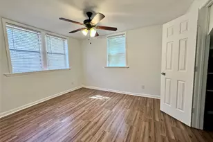 2309 Wesley St, Greenville, TX 75401 - Photo 16